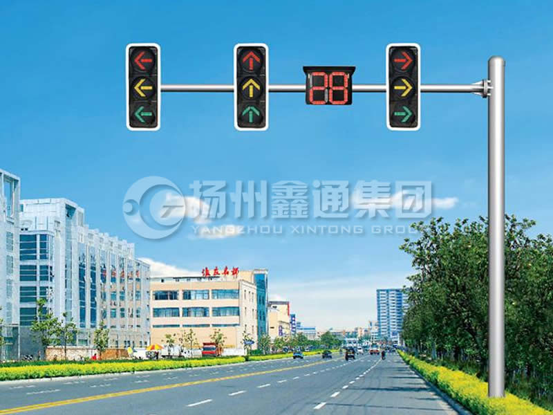 XHDG-012，L型等徑單臂信號燈桿